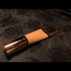 🏝 Estée Lauder Futurist Hydra-Rescue foundation